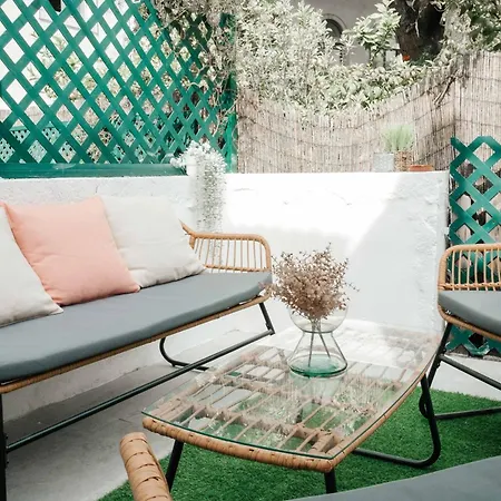 Principe Real Duplex With Terrace By Local Apartment *