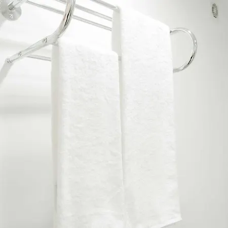 Duplex With Terrace In Principe Real * Lisboa