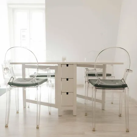 Apartment Duplex With Terrace In Principe Real Lissabon