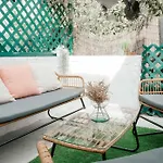 Principe Real Duplex With Terrace By Local * Lisboa