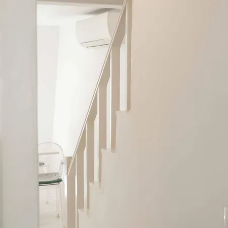 Principe Real Duplex With Terrace By Local Apartment *