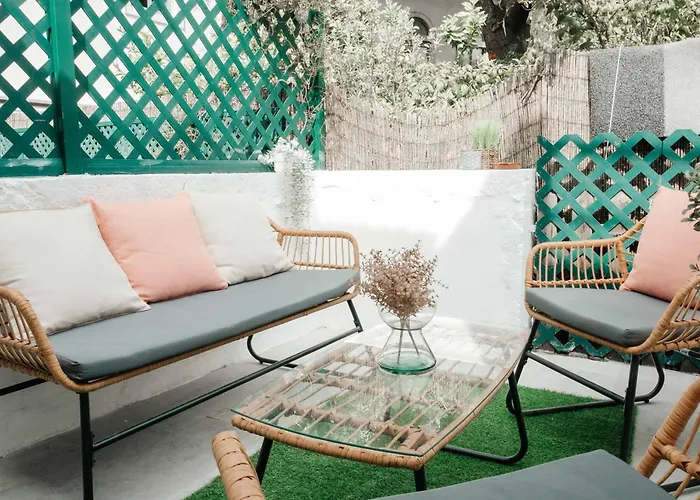 Principe Real Duplex With Terrace By Local * Lisboa
